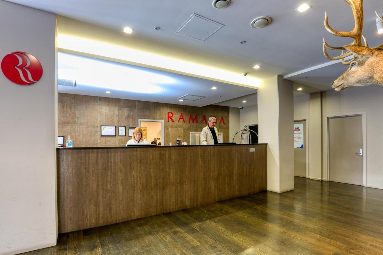 Ramada Suites By Wyndham Queenstown Remarkables Park Esterno foto