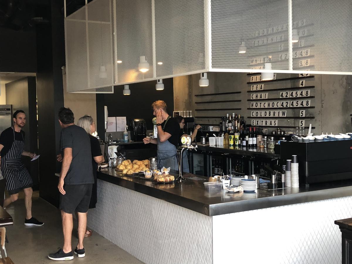 Ramada Suites By Wyndham Queenstown Remarkables Park Esterno foto